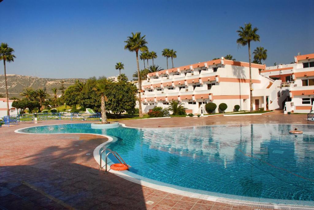 Bazén v ubytování Hotel Club Almoggar Garden Beach nebo v jeho okolí