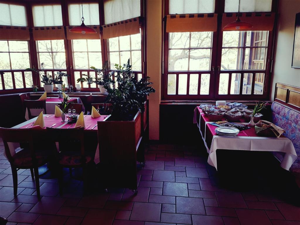 Restaurace v ubytování Guest House Arvaj