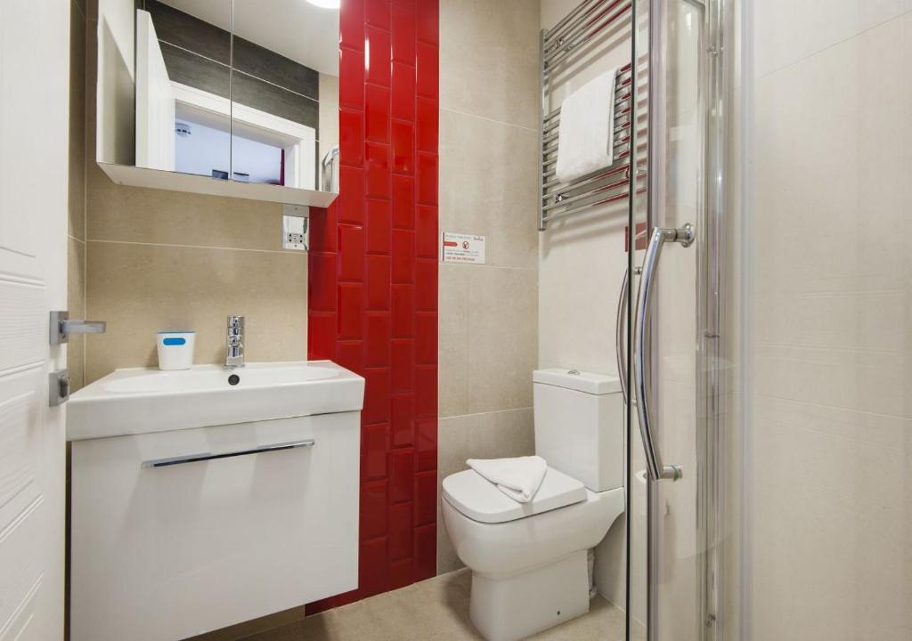 Wembley Park Hotel - 