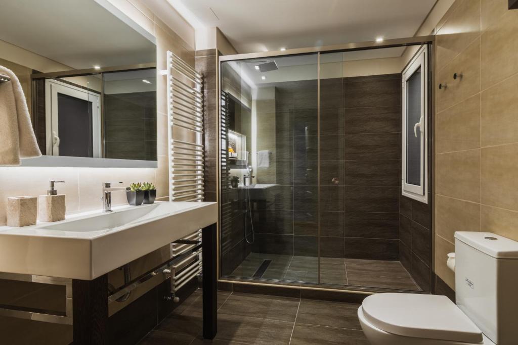 Acropolis Exclusive Residences - 10