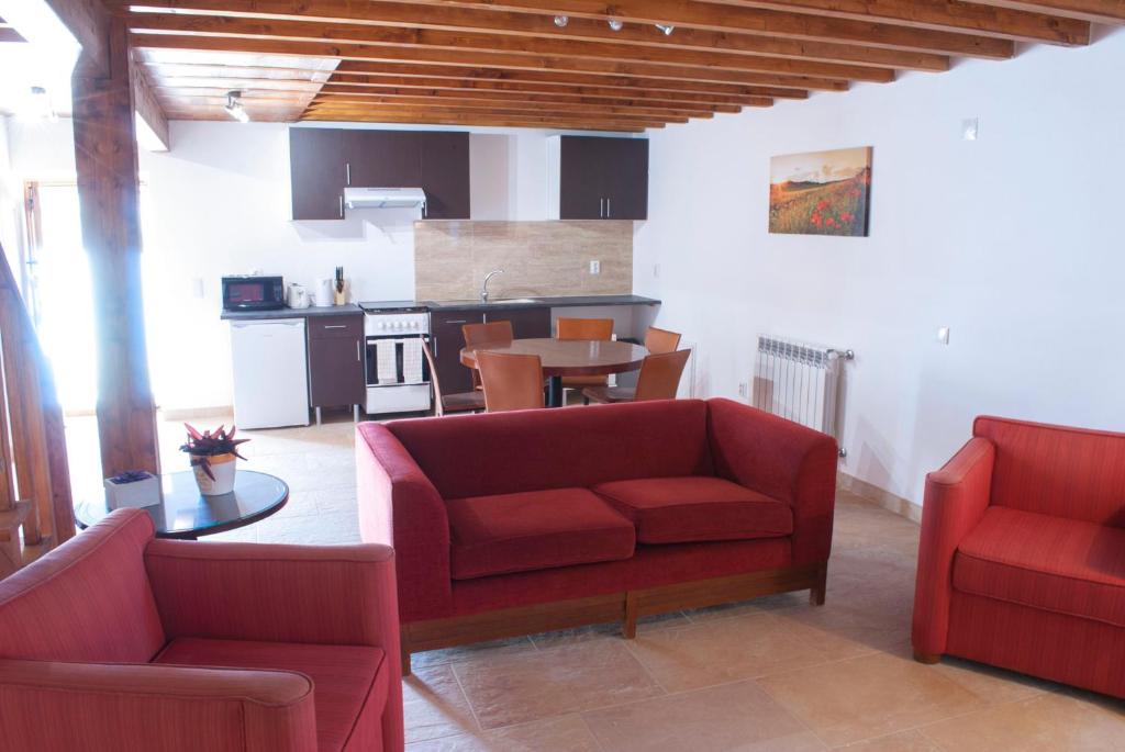 Casa De Campo De Oliveiras - Two-Bedroom Apartment