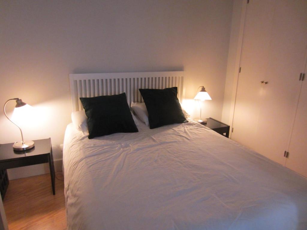 A bed or beds in a room at Ekain