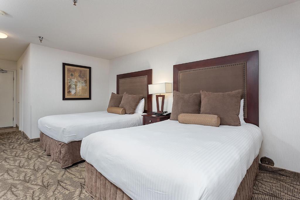 Postel nebo postele na pokoji v ubytování Shilo Inn Suites Hotel - Bend
