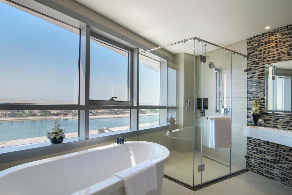 Pearl Rotana Capital Centre - Resim 3