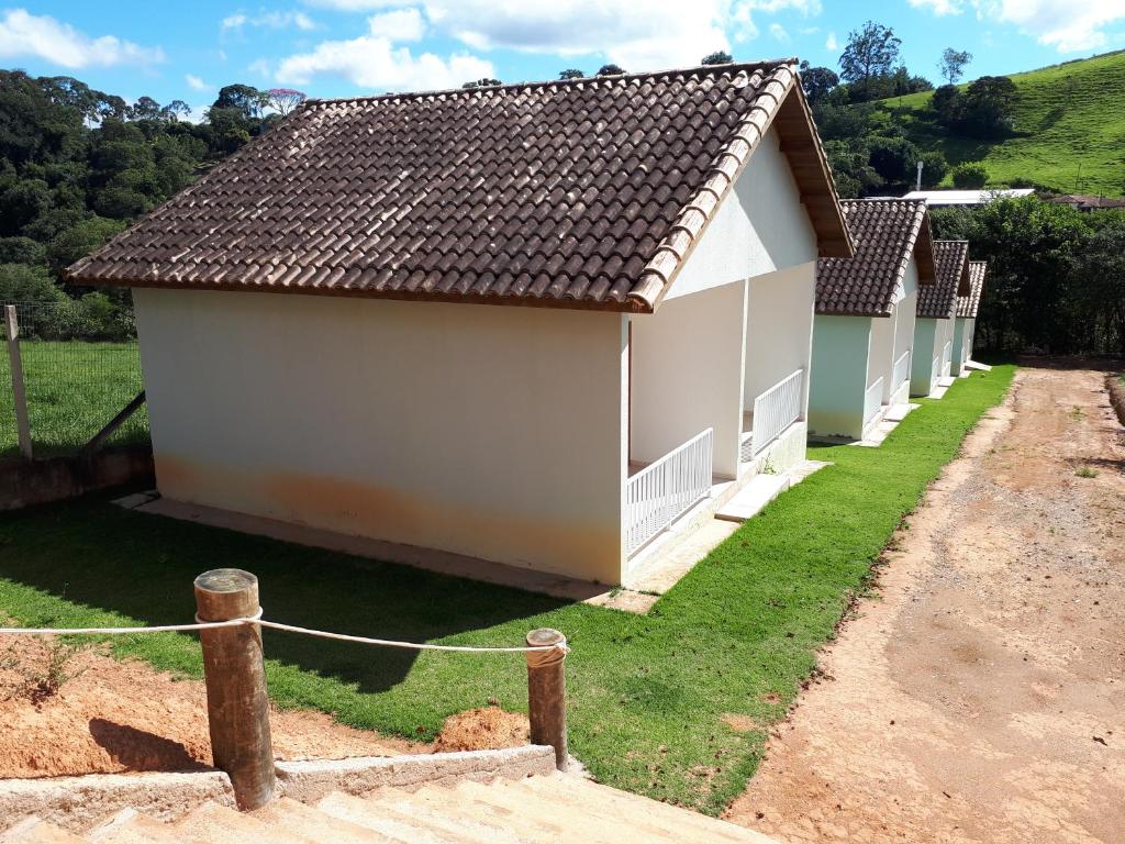 O edifício onde o alojamento de turismo selvagem está situado