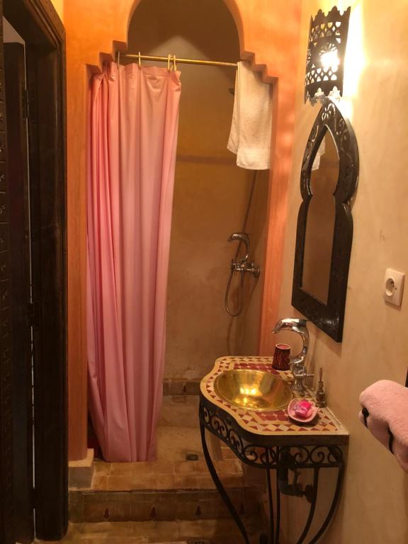 Fotografie z fotogalerie ubytování Riad Côté palmeraie v Marrákéši