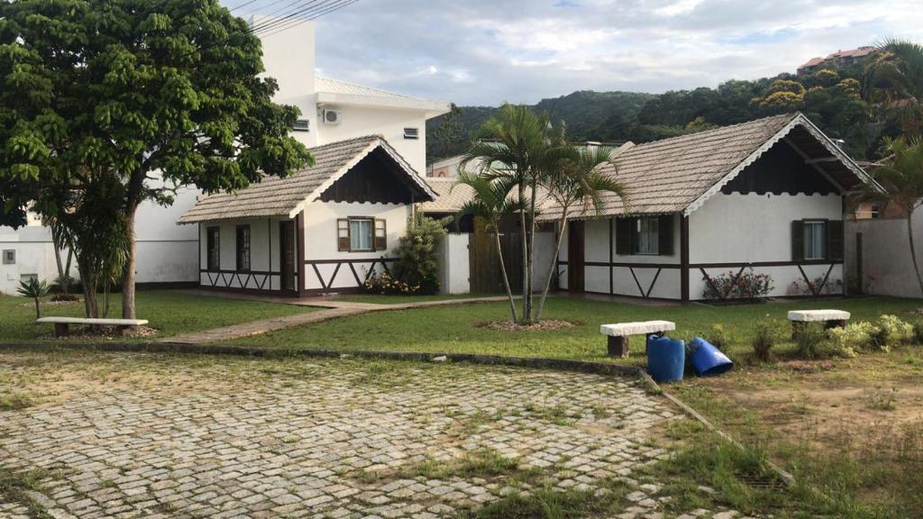  Baleia Branca Chalé