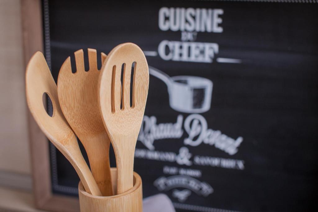 The Bridge - private parking - 18