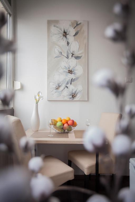 The Bridge - private parking - 16