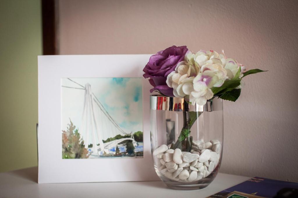 The Bridge - private parking - 4