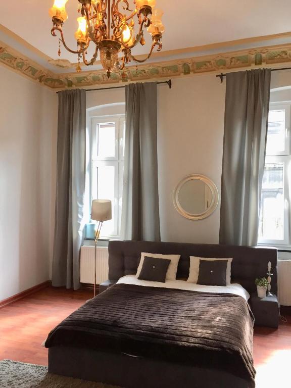 Apartmenty Mariacka 20 -Self Check-In 24h -Loud on the weekends - by Kanclerz Investment - Превосходная квартира