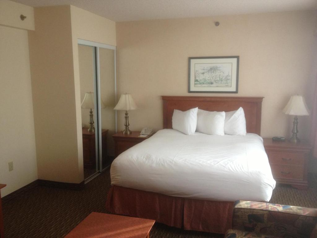 Hotel Chrome Montreal Centre-Ville - Resim 17