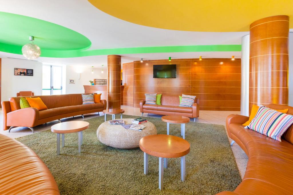 Posezení v ubytování Ibis Styles Bari Giovinazzo
