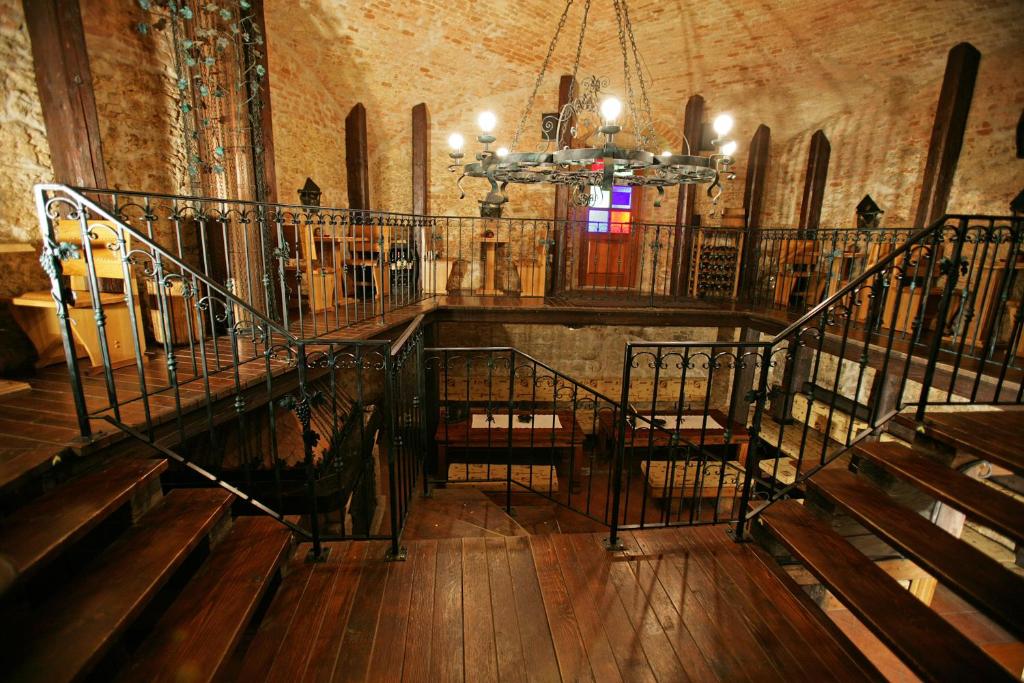 A restaurant or other place to eat at Chateau Krakovany