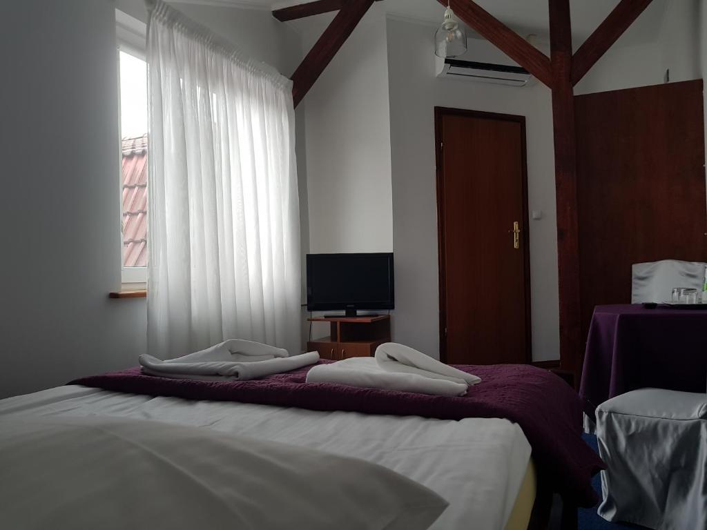 Zajazd Pod Gwiazdami - 2