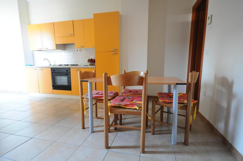 Vasto Station Apartment