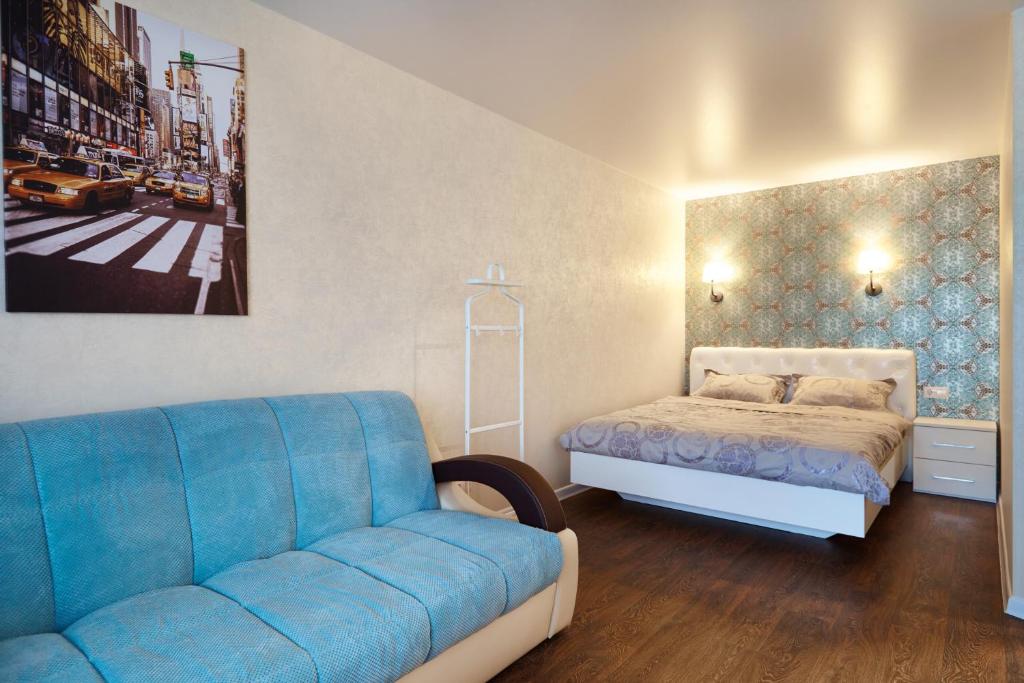 on Samokhvalova 12 - Housity