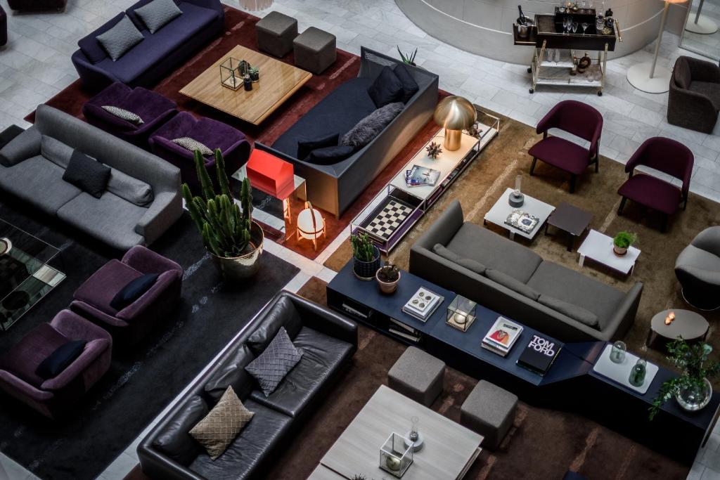Posezení v ubytování Nobis Hotel Stockholm, a Member of Design Hotels™