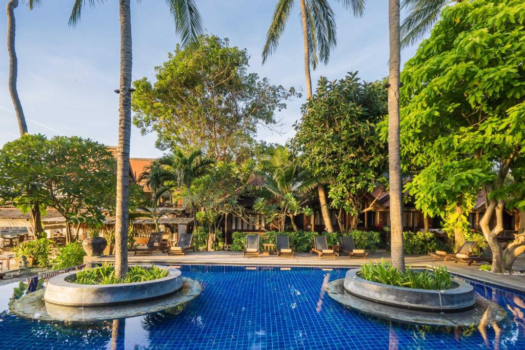 Bazén v ubytování Samui Paradise Chaweng Beach Resort nebo v jeho okolí