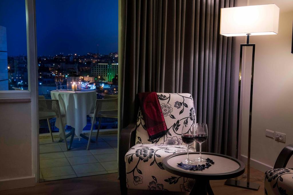 Posezení v ubytování Ambassador Hotel