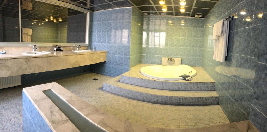 A bathroom at Philippion