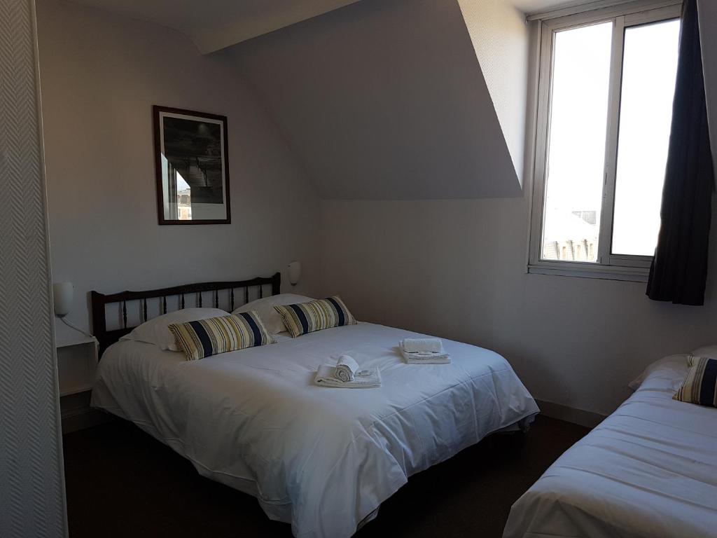 Gallery image of Hotel de Normandie in Saint-Aubin-sur-Mer