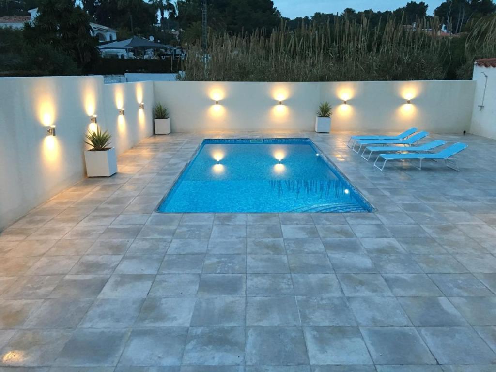 Swimmingpoolen hos eller tæt på Villa San Antonio