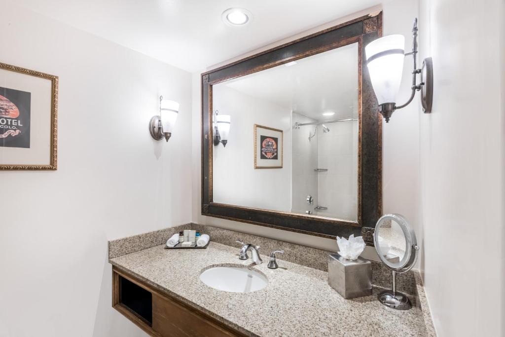 The Antlers, a Wyndham Hotel photo