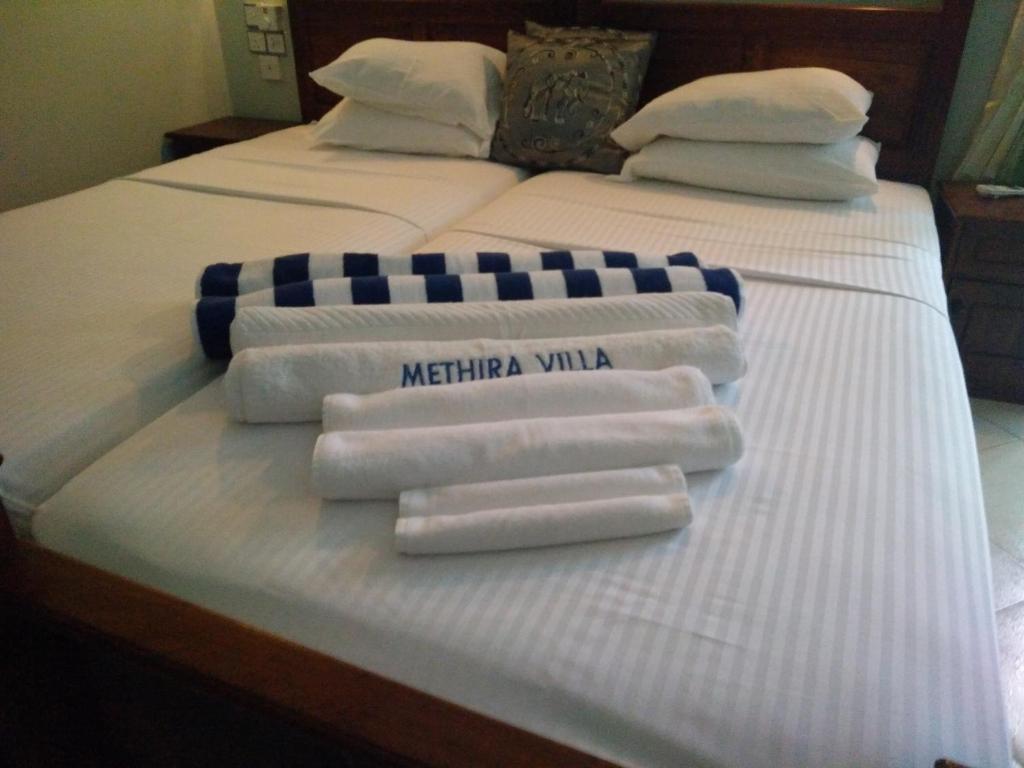 Postel nebo postele na pokoji v ubytování Methira Villa