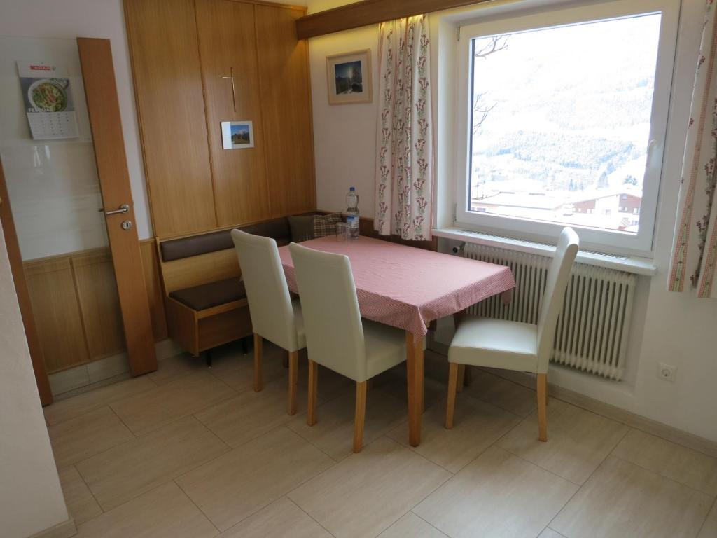 Fotografia z galérie ubytovania Ferienwohnung Eller v destinácii Telfes im Stubai