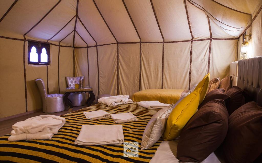 Postel nebo postele na pokoji v ubytování Luxury oasis camp