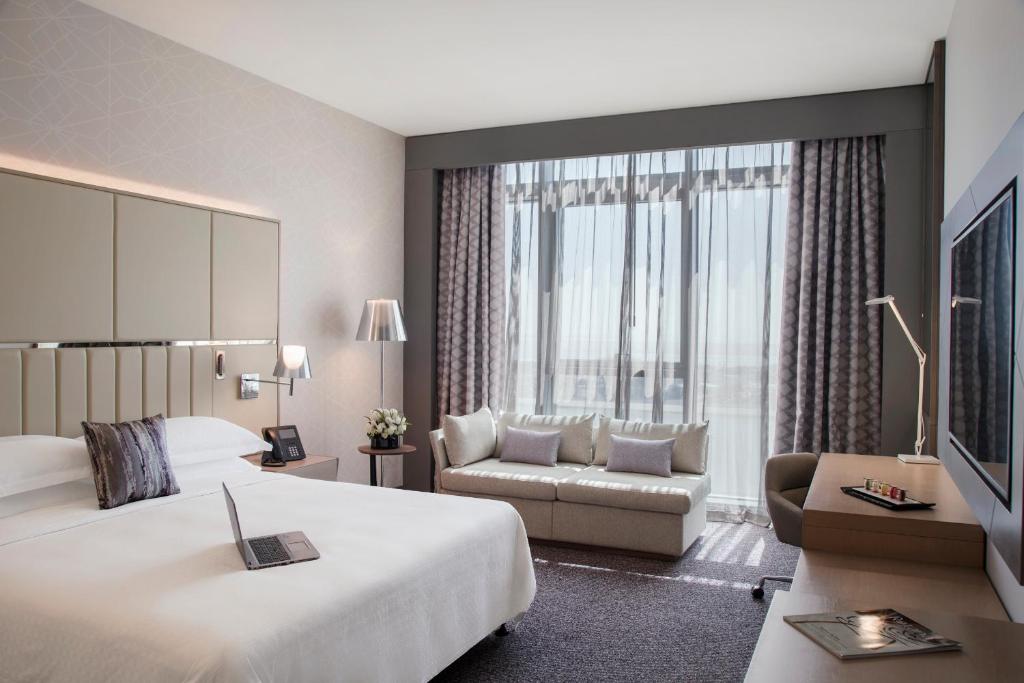 Pearl Rotana Capital Centre - Resim 25