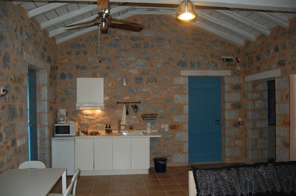Philothea Guest House Mani Greece - Studio -appartement Met Uitzicht Op Zee