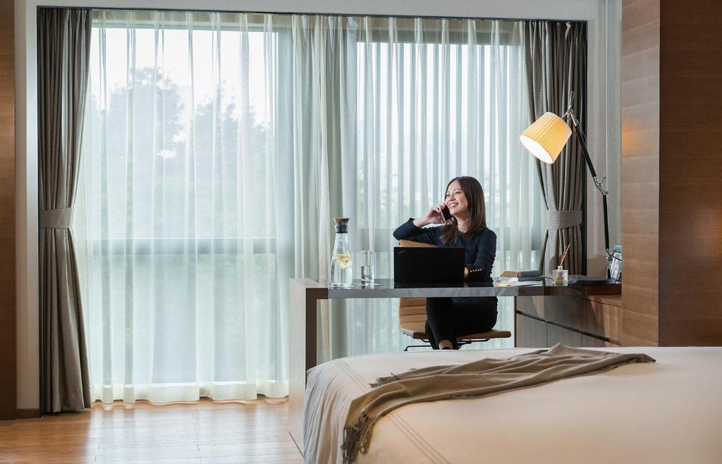 Hosté ubytování Fraser Suites Shenzhen, Near Huaqiang North Business Zone, Infinity pool, Offer 1 free breakfast