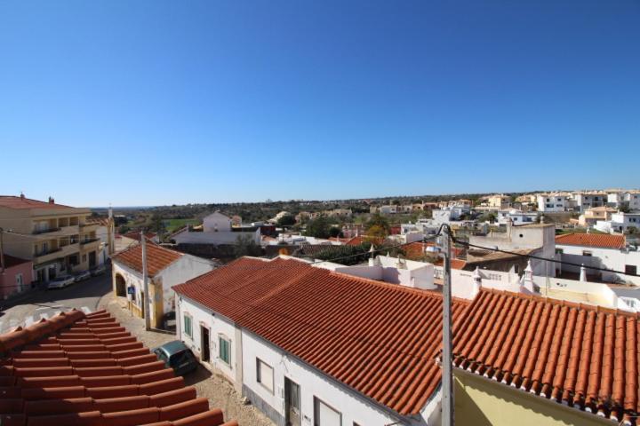 Gallery image of Apartamento Alcantarilha in Alcantarilha