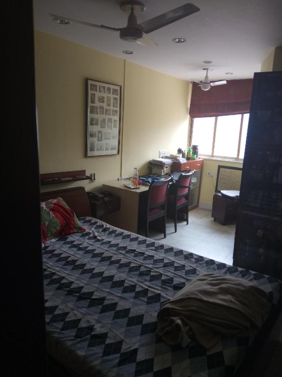 Service Apartments, Park Street, Calcutta photo