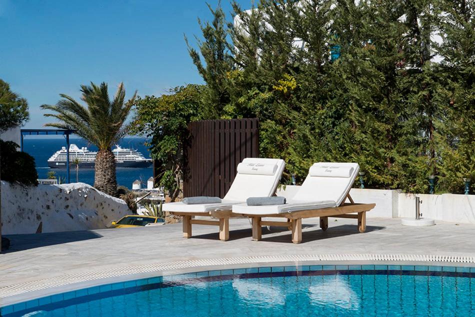 Bazén v ubytování Zannis Hotel nebo v jeho okolí
