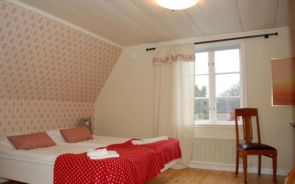 Postel nebo postele na pokoji v ubytování Allégården Kastlösa Hotell