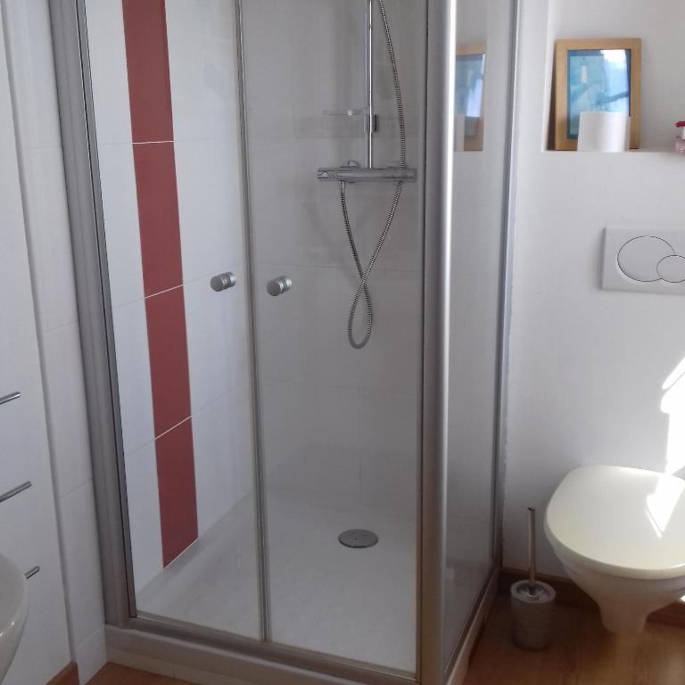 Ty Ana - Habitación Doble Con Baño Privado