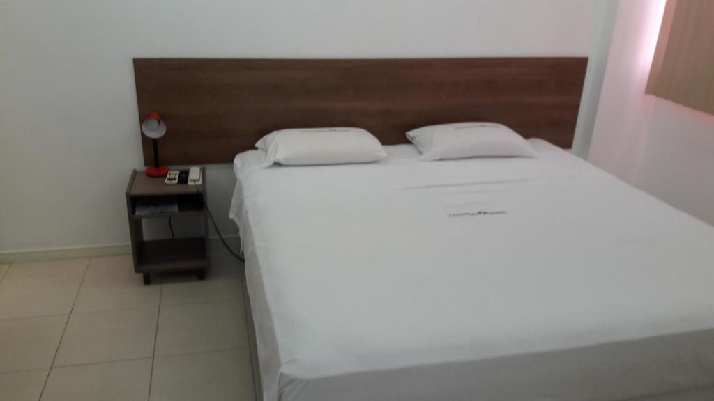  Equatorial Hotel