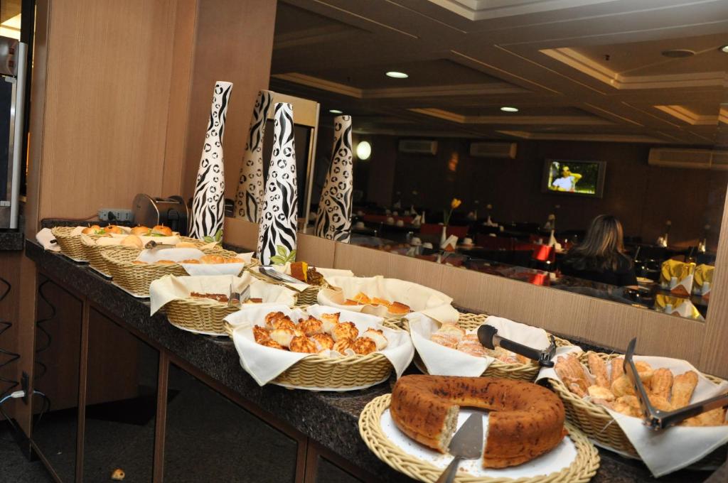  Crystal Plaza Hotel