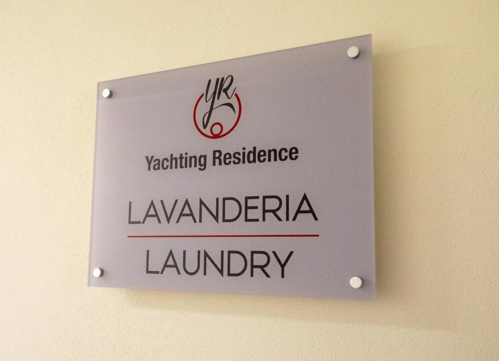 Certifikát, hodnocení, plakát nebo jiný dokument vystavený v ubytování Yachting Residence