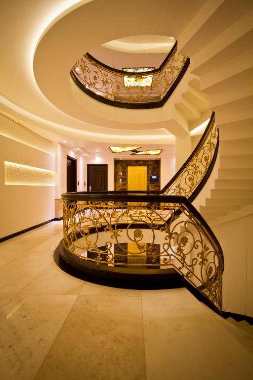 Posezení v ubytování Hotel Grand Godwin Near New Delhi Railway Station