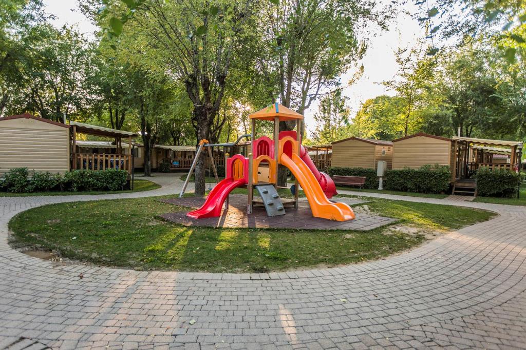 Herní místnost nebo prostor pro děti v ubytování Hotel La Diga Altomincio