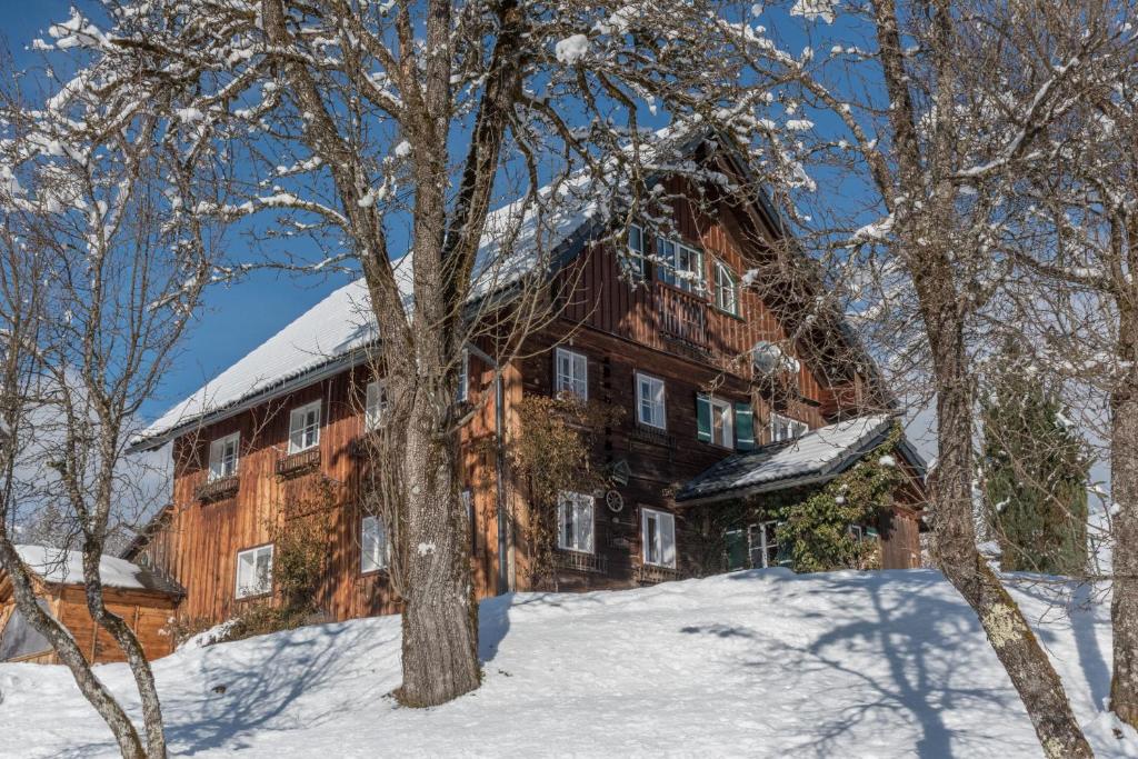 Ferienwohnung Rehkoglgut during the winter