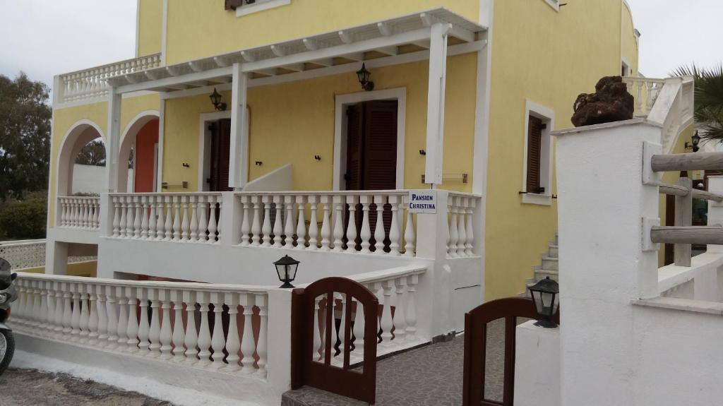 Christina Pension Karterados photo 3