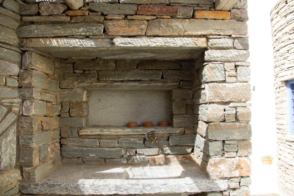 Fotografia z galérie ubytovania Bioclimatic stone built villa v destinácii Kastrianí