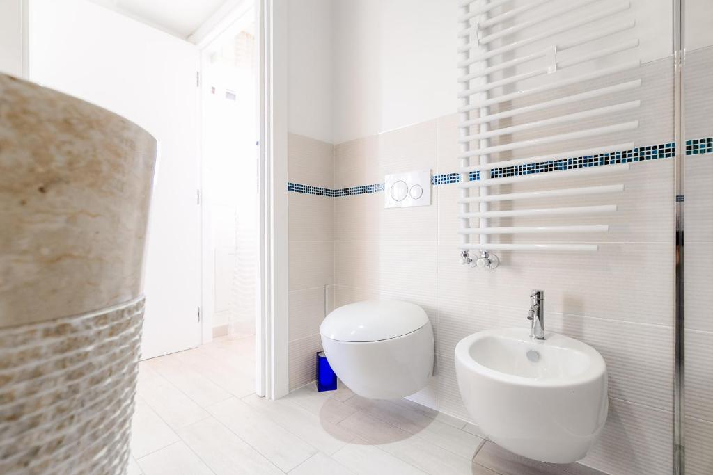Koupelna v ubytování Ül Laghèe Blevio Apartments