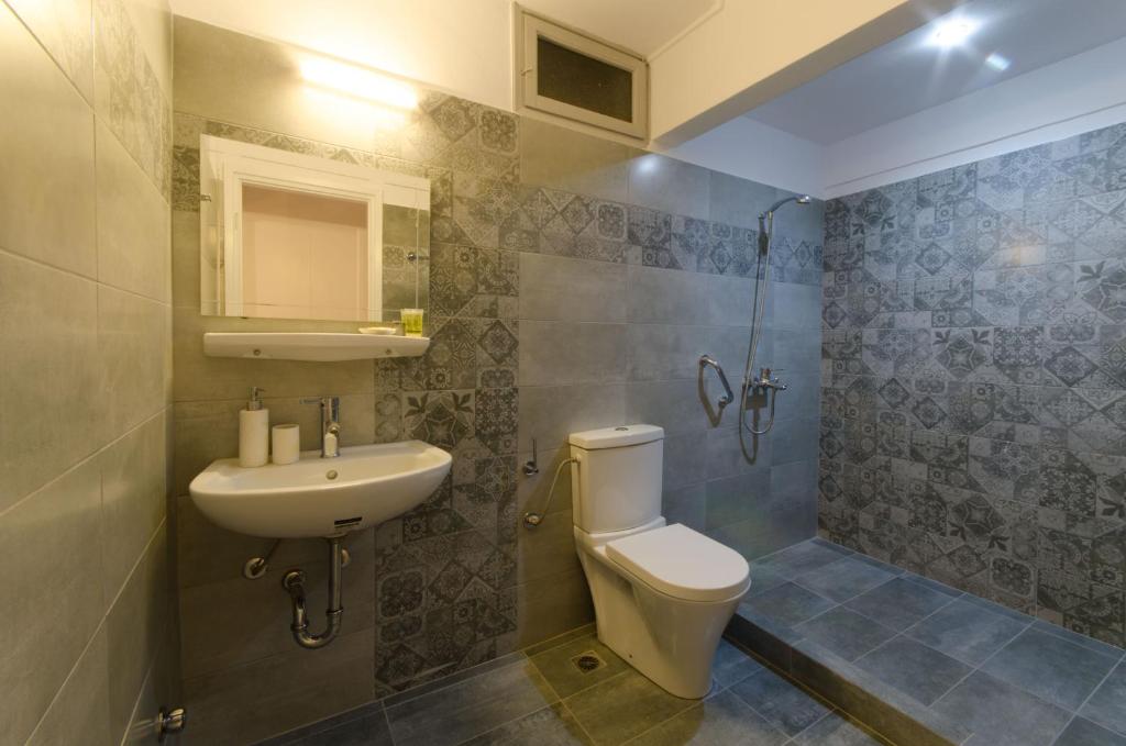Koupelna v ubytování Nikolas Hotel