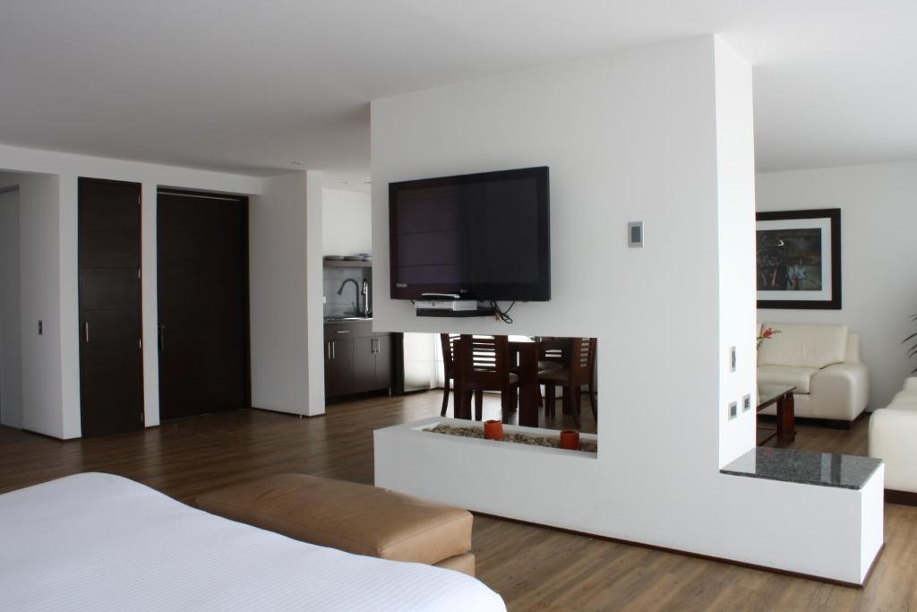 Suites Casa 95 - 